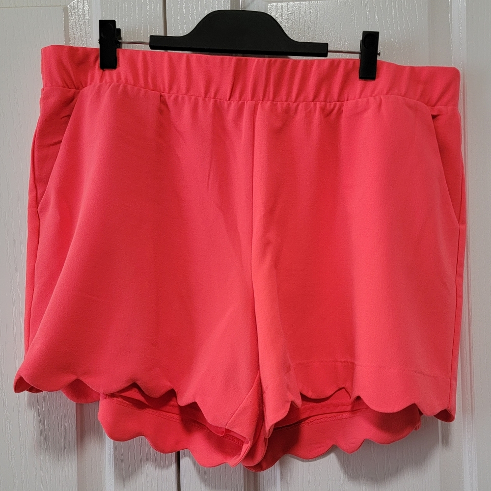 Torrid Neon Coral Scalloped Edge Shorts Size 18*